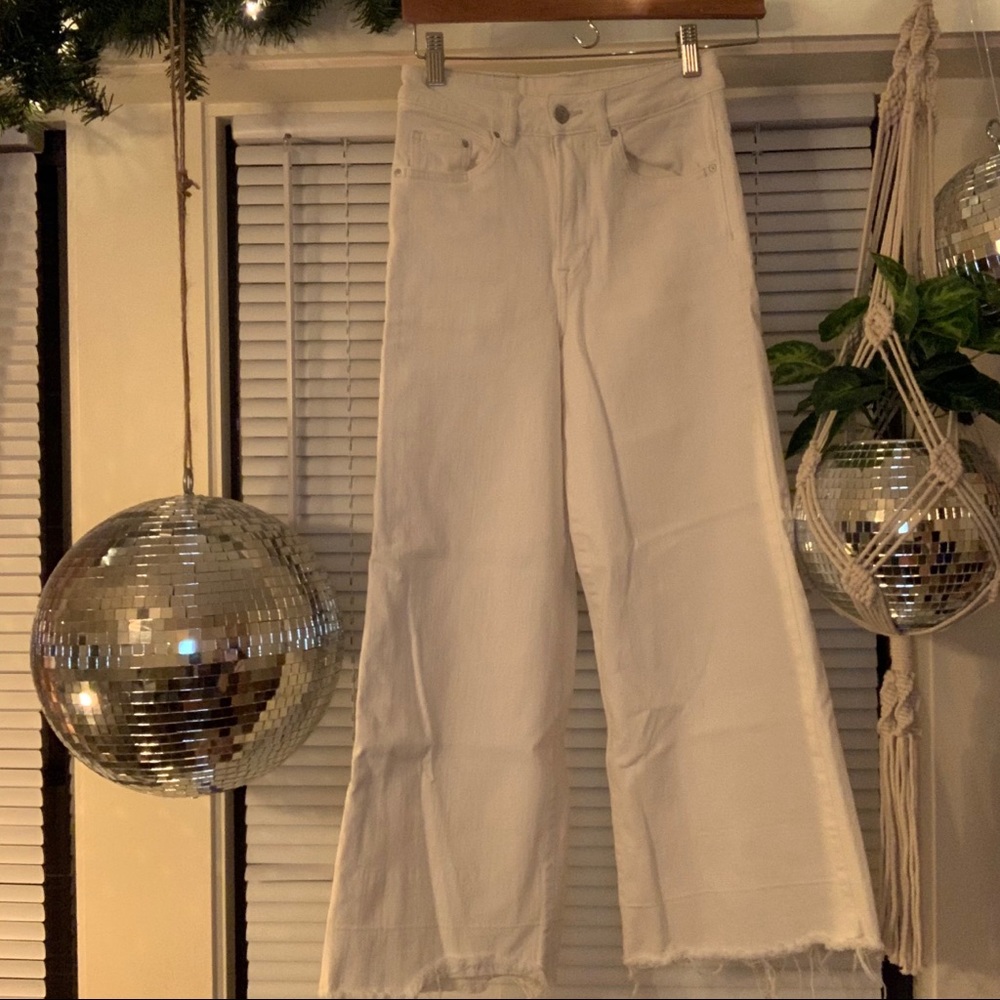 high-rise raw-hem wide-leg white culotte jeans